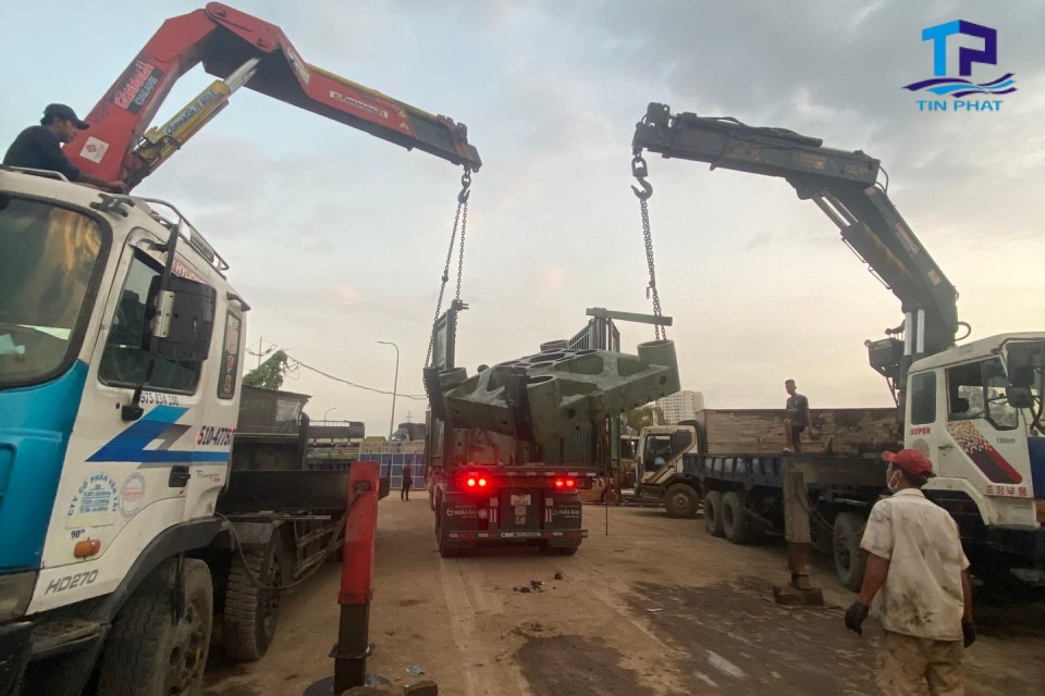 Vận chuyển hàng máy móc