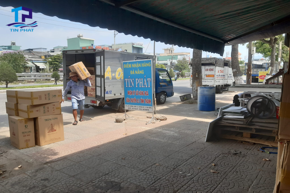 Chành xe đi Đà Nẵng tuân thủ thời gian làm việc để phục vụ khách hàng tốt nhất