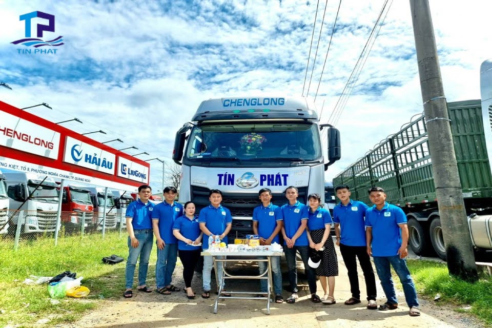 Vận tải Tín Phát có trụ sở chính tại Quảng Ngãi và Đà Nẵng