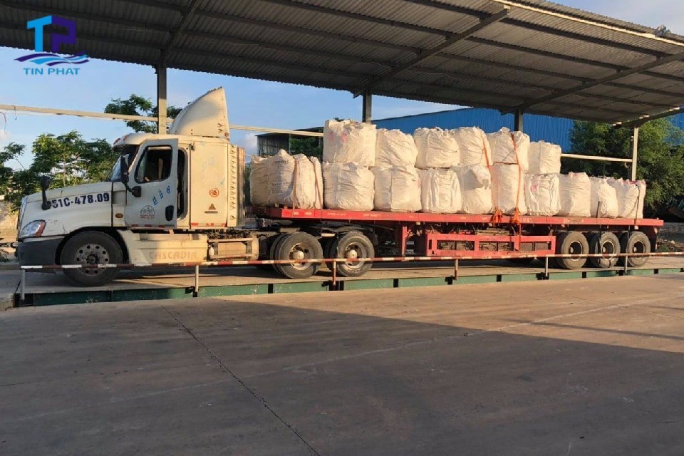 Dịch vụ vận chuyển hàng Đà Lạt Hà Nội có vận chuyển hàng hóa đi các tỉnh trên cả nước