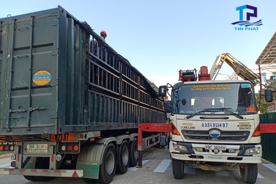 Chúng tôi cung cấp dịch vụ giao nhận hàng tận nơi tại các quận huyện trên địa bàn Hà Nội