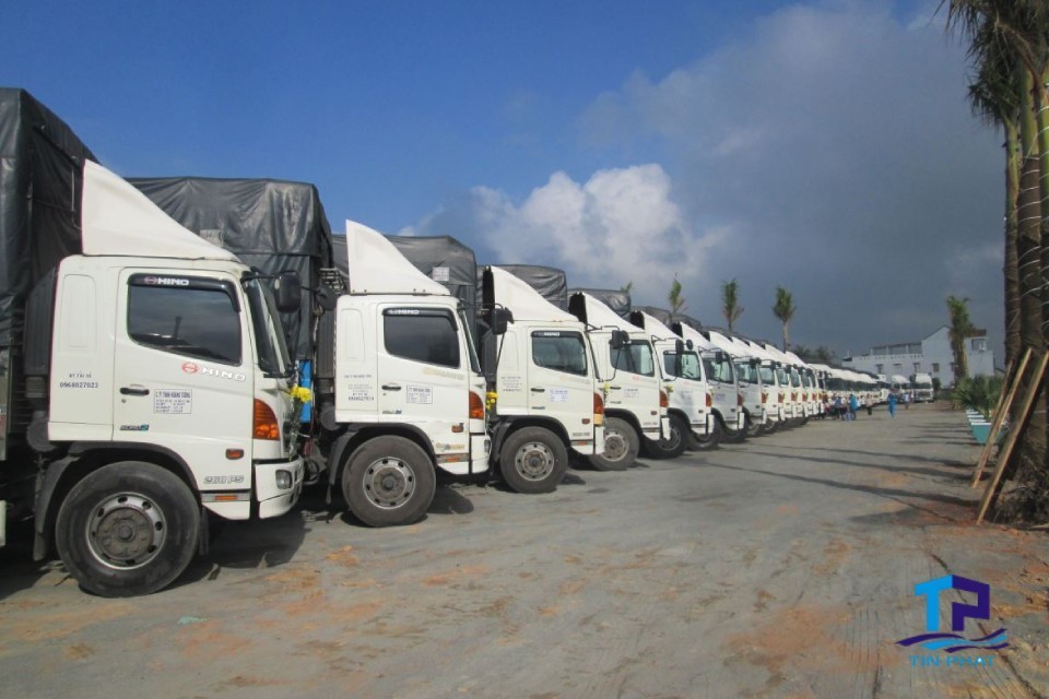 Với những lợi ích trên, dịch vụ xe chở hàng của chúng tôi sẽ đáp ứng tốt nhất nhu cầu vận chuyển hàng từ Đà Lạt ra Hà Nội của bạn.
