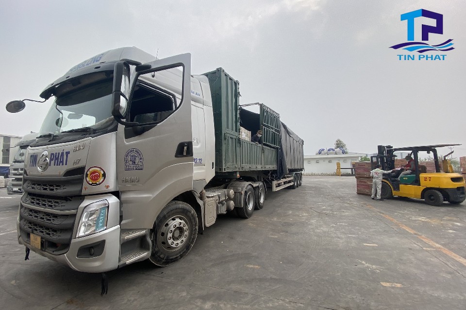 Tín Phát cam kết cung cấp dịch vụ gửi hàng đi Cà Mau chất lượng với chi phí cạnh tranh nhất trên thị trường.