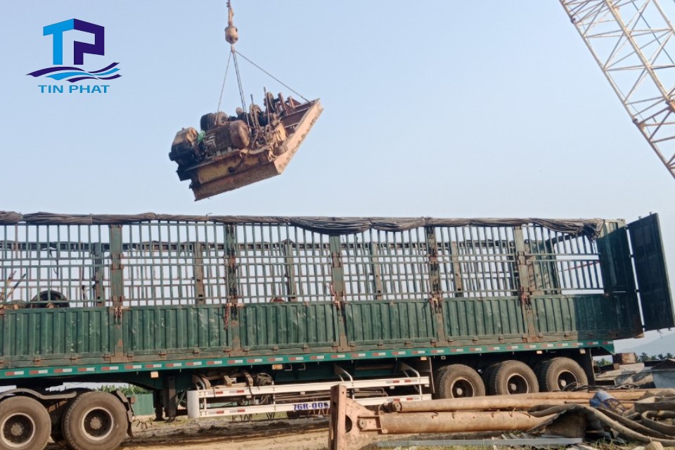 Có thể dựa vào trọng lượng và khối lượng hàng hóa để tính giá cước